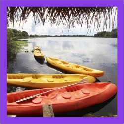 Kayak por el Río Amazonas
